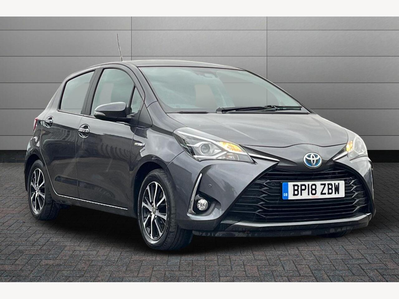 Main listing image - Toyota Yaris