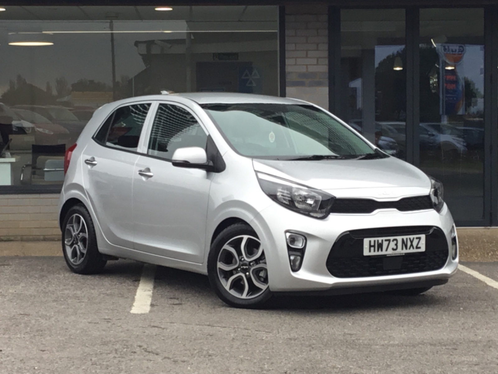 Main listing image - Kia Picanto