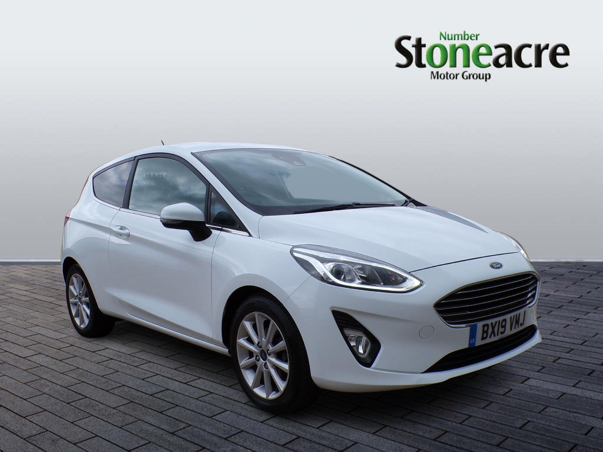 Main listing image - Ford Fiesta