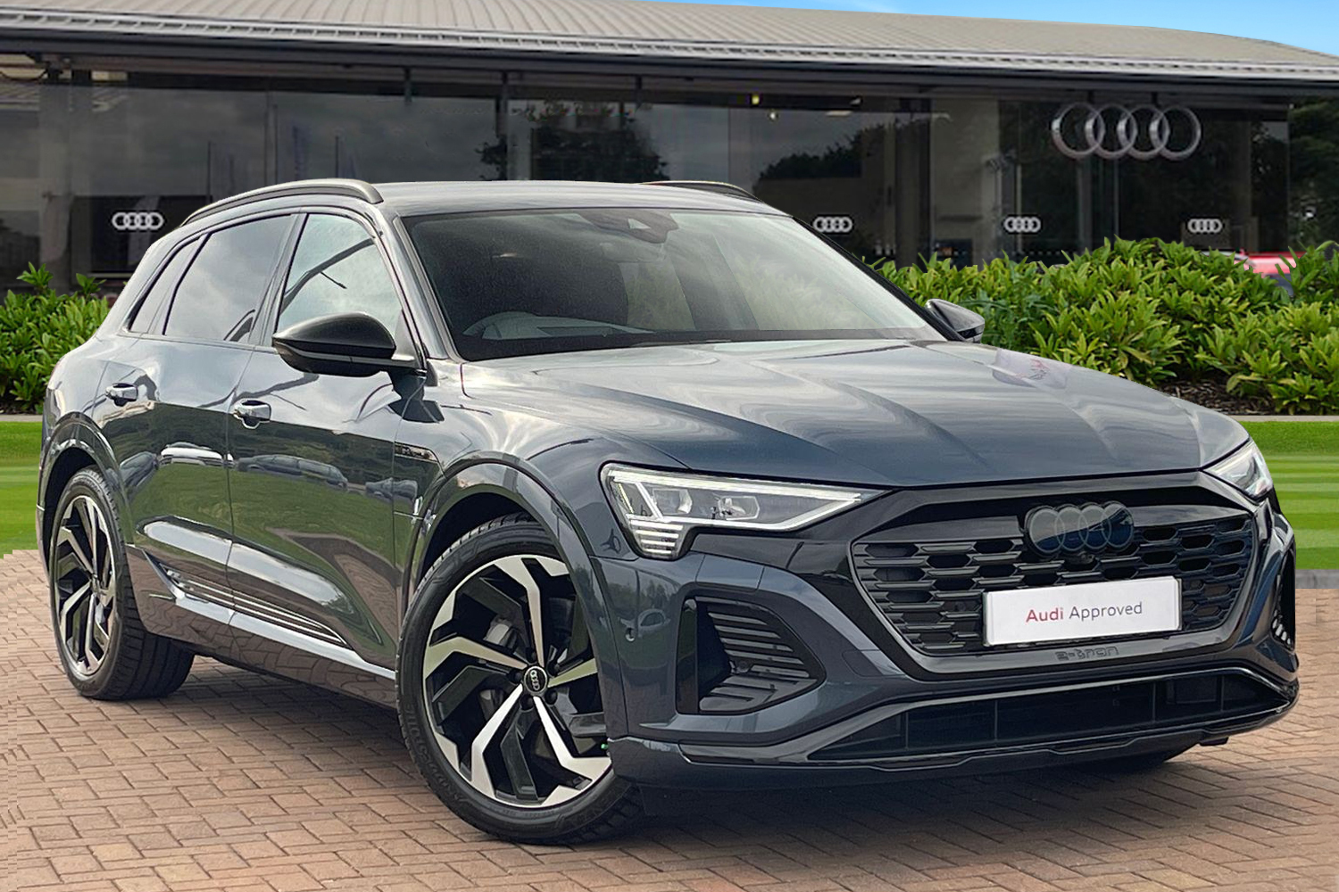 Main listing image - Audi Q8 e-tron