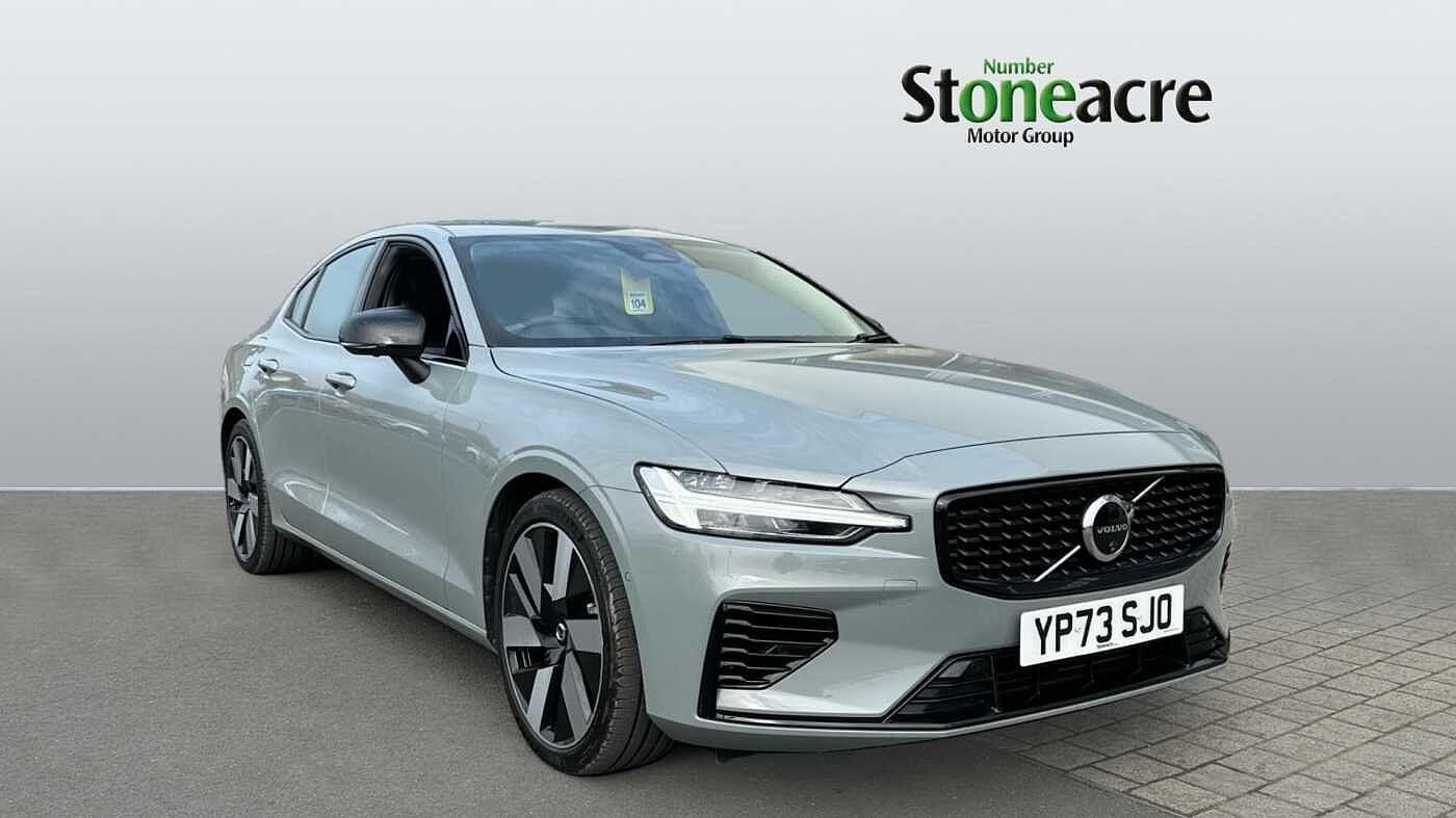 Main listing image - Volvo S60