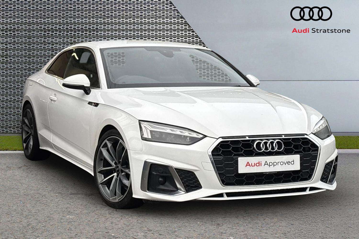 Main listing image - Audi A5