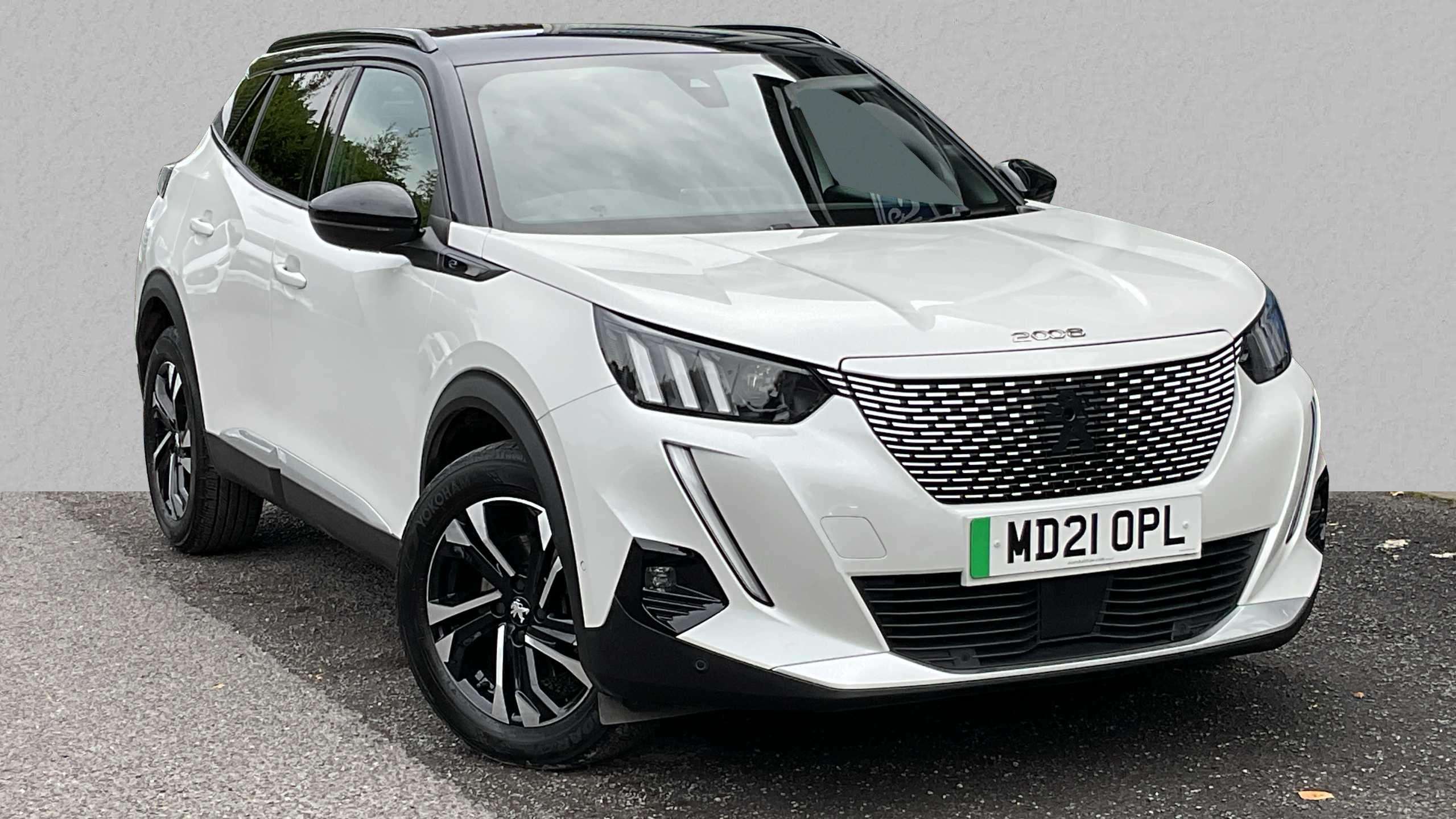 Main listing image - Peugeot e-2008