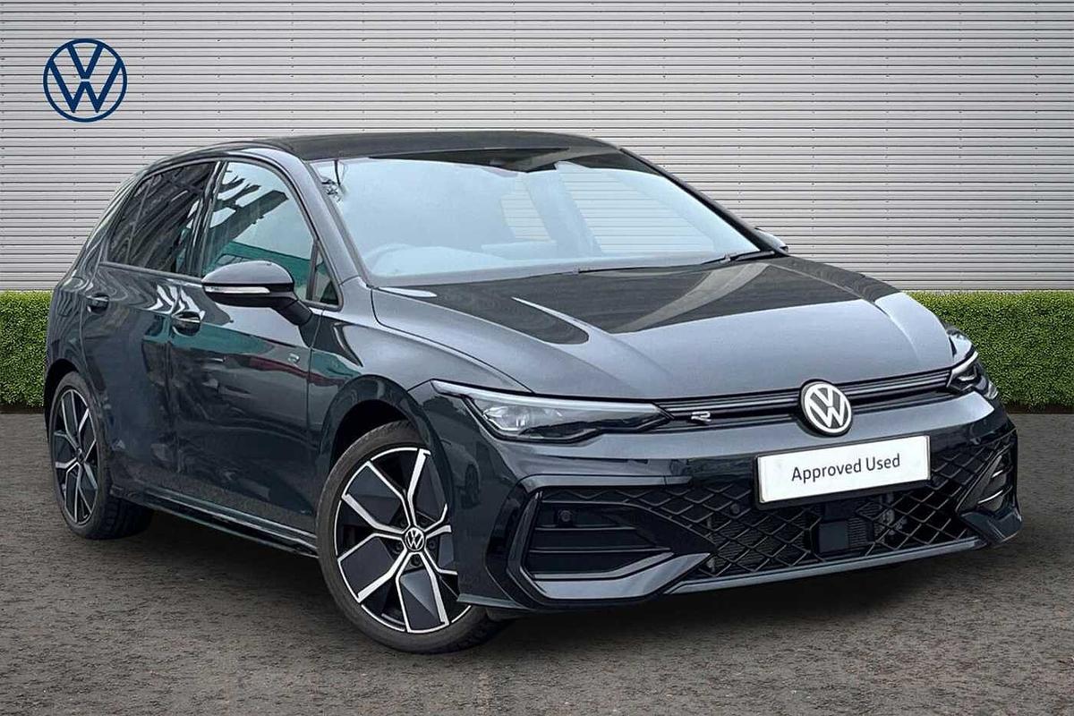 Main listing image - Volkswagen Golf