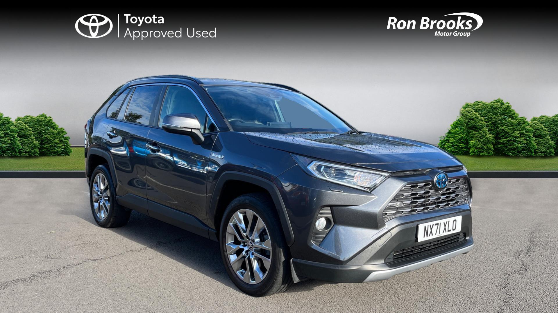 Main listing image - Toyota RAV4