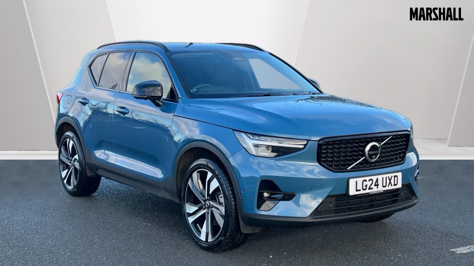 Main listing image - Volvo XC40