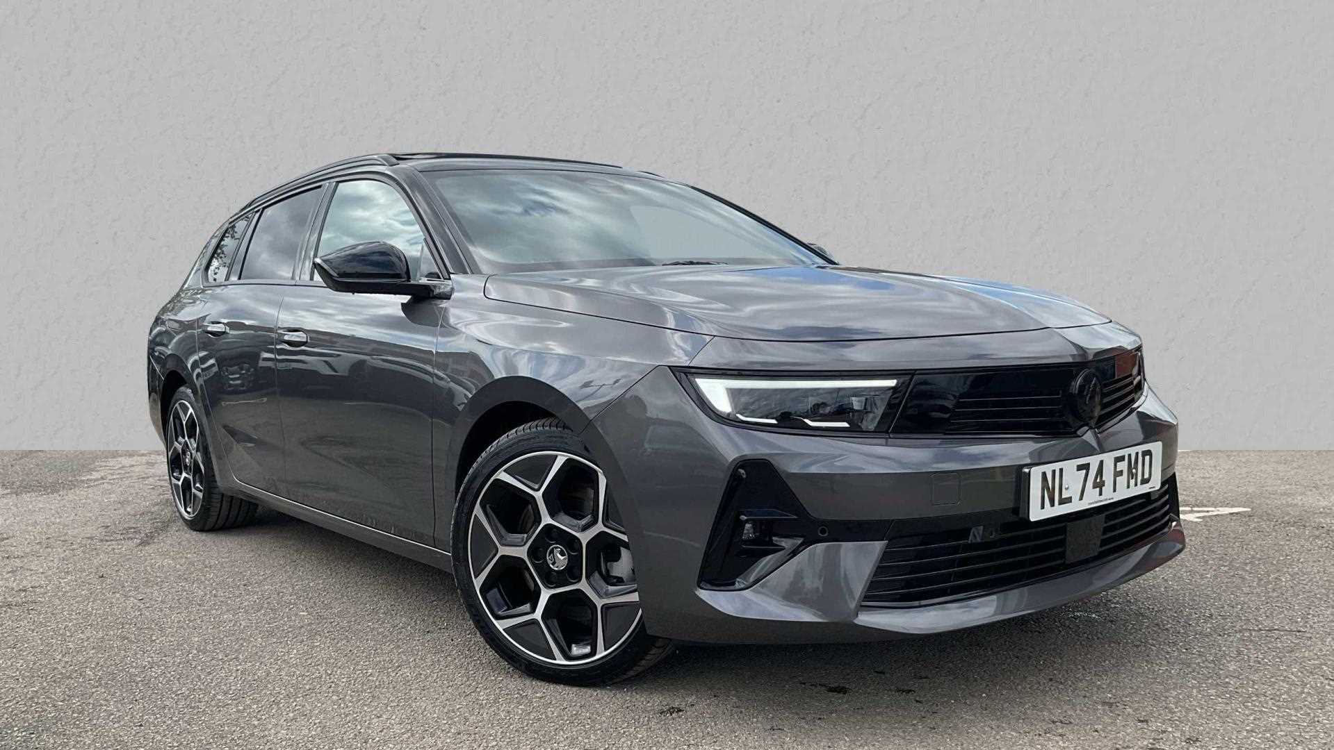 Main listing image - Vauxhall Astra Sports Tourer