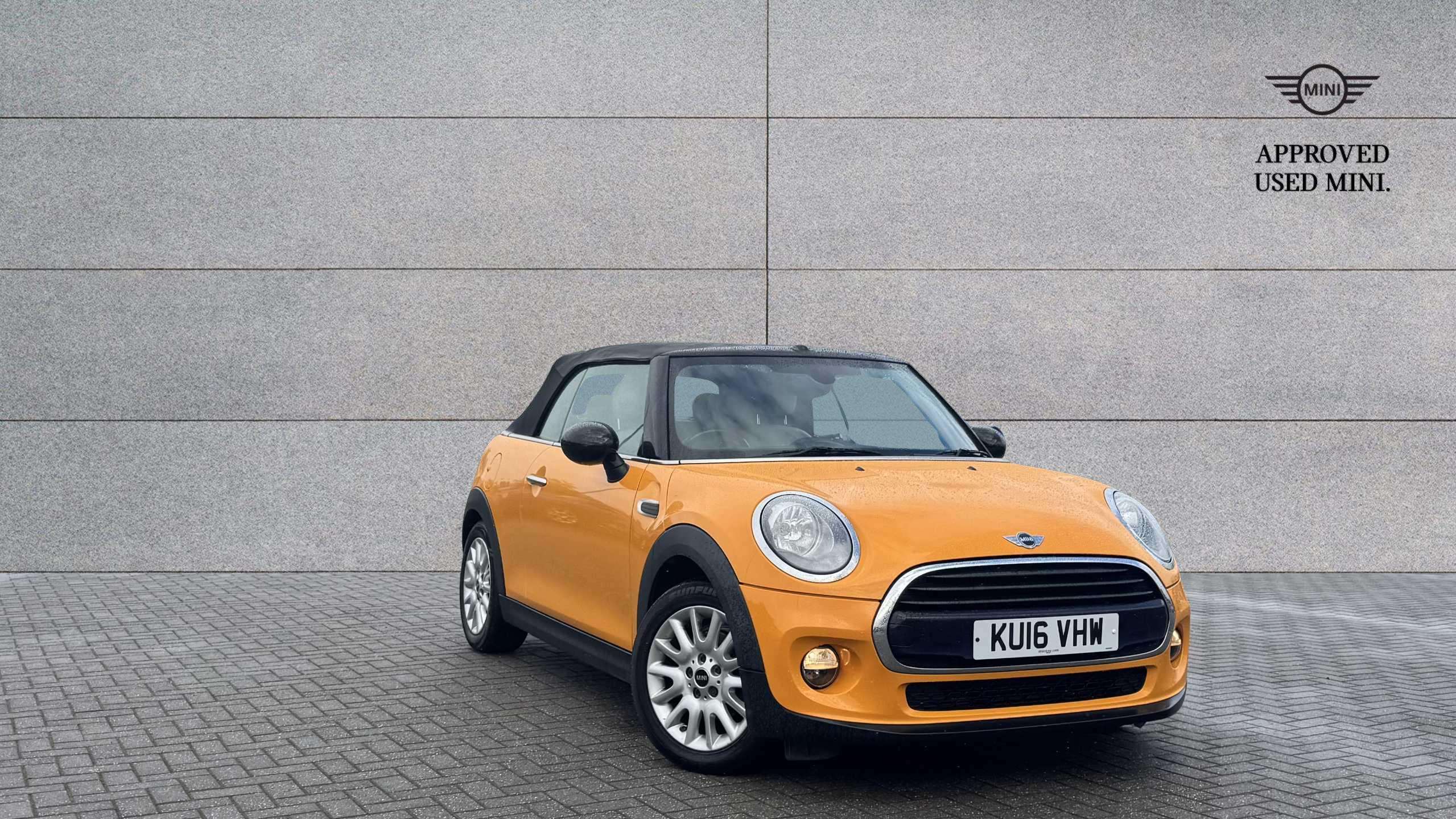 Main listing image - MINI Convertible