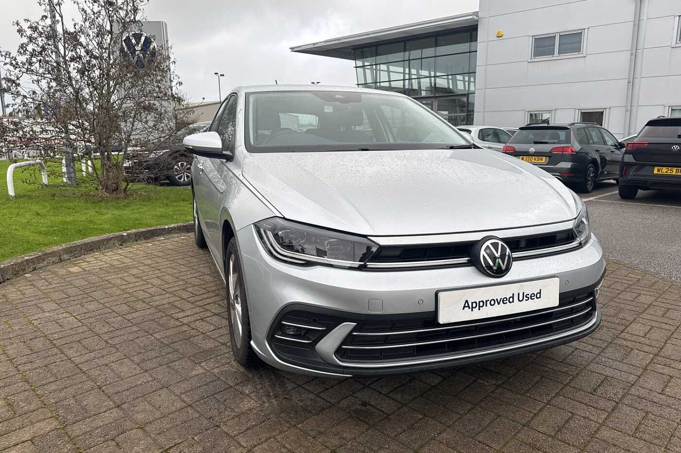 Main listing image - Volkswagen Polo