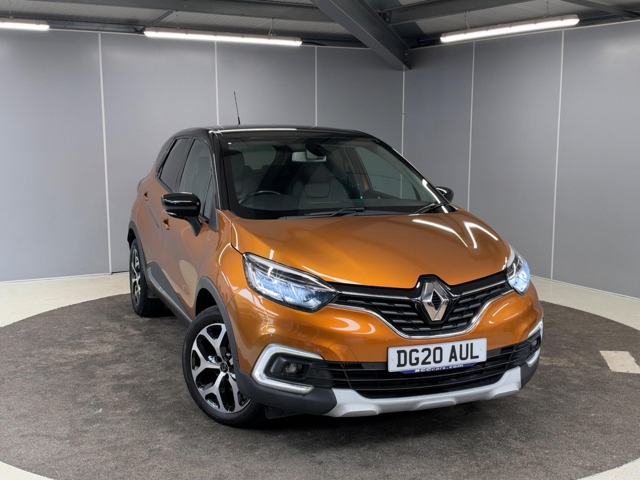 Main listing image - Renault Captur