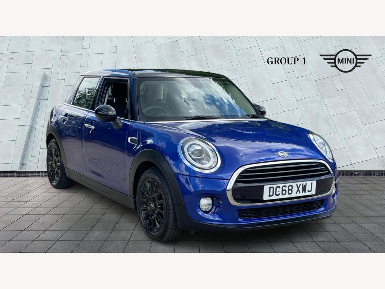 Main listing image - MINI Hatchback