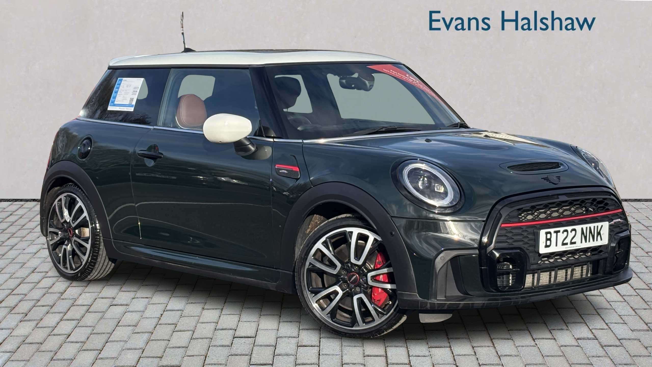 Main listing image - MINI Hatchback