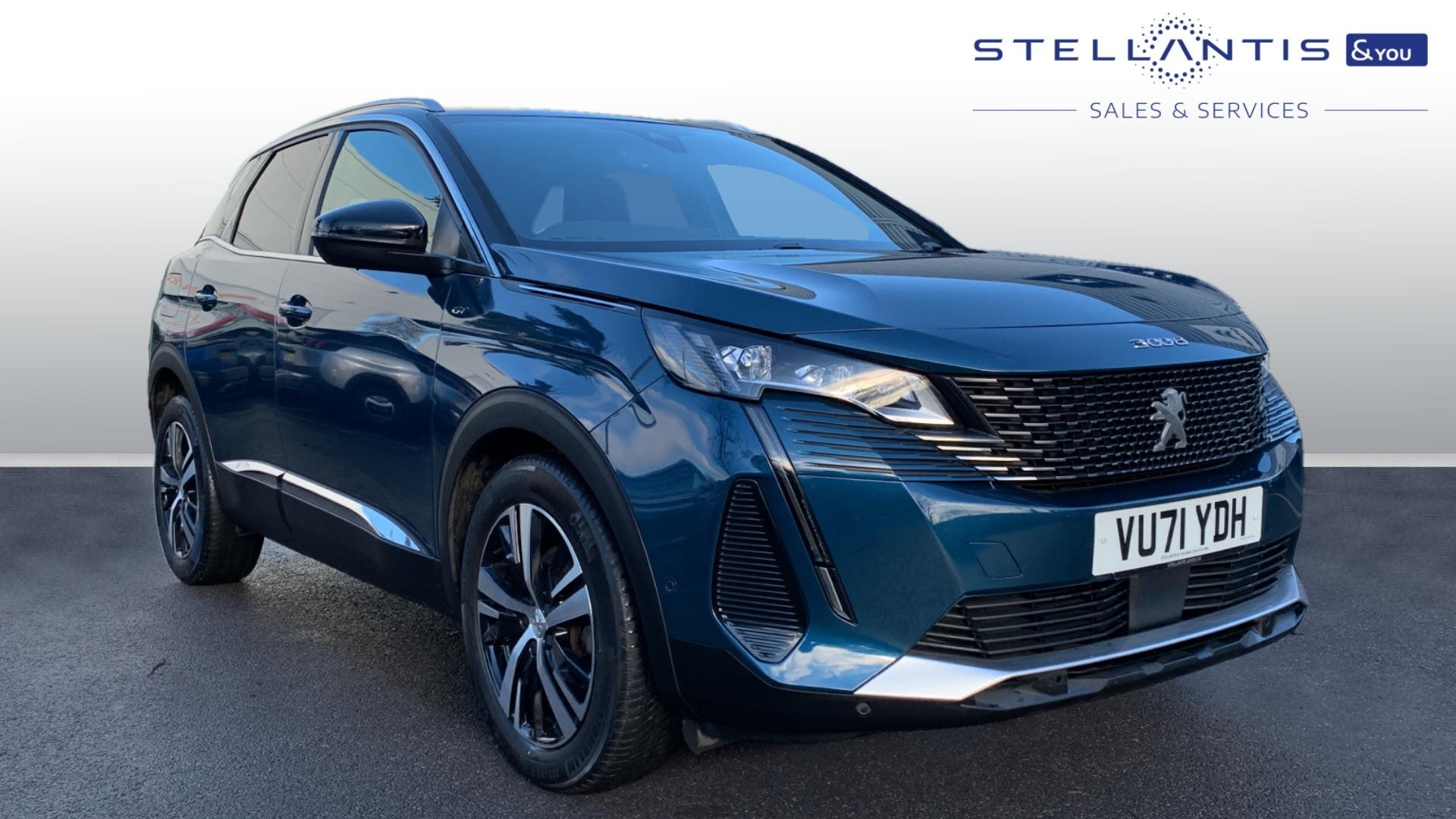 Main listing image - Peugeot 3008