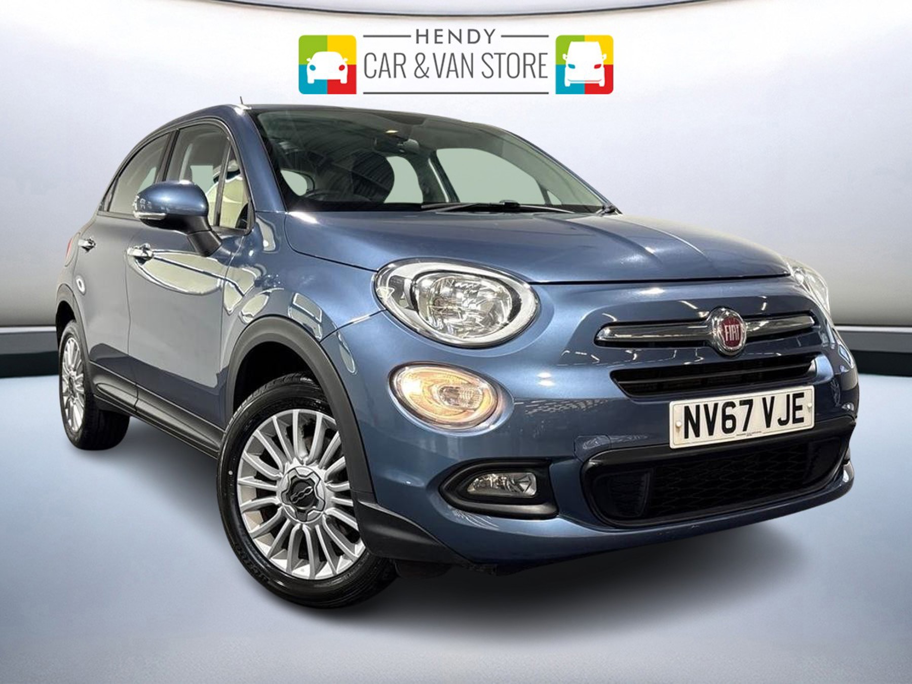 Main listing image - Fiat 500X