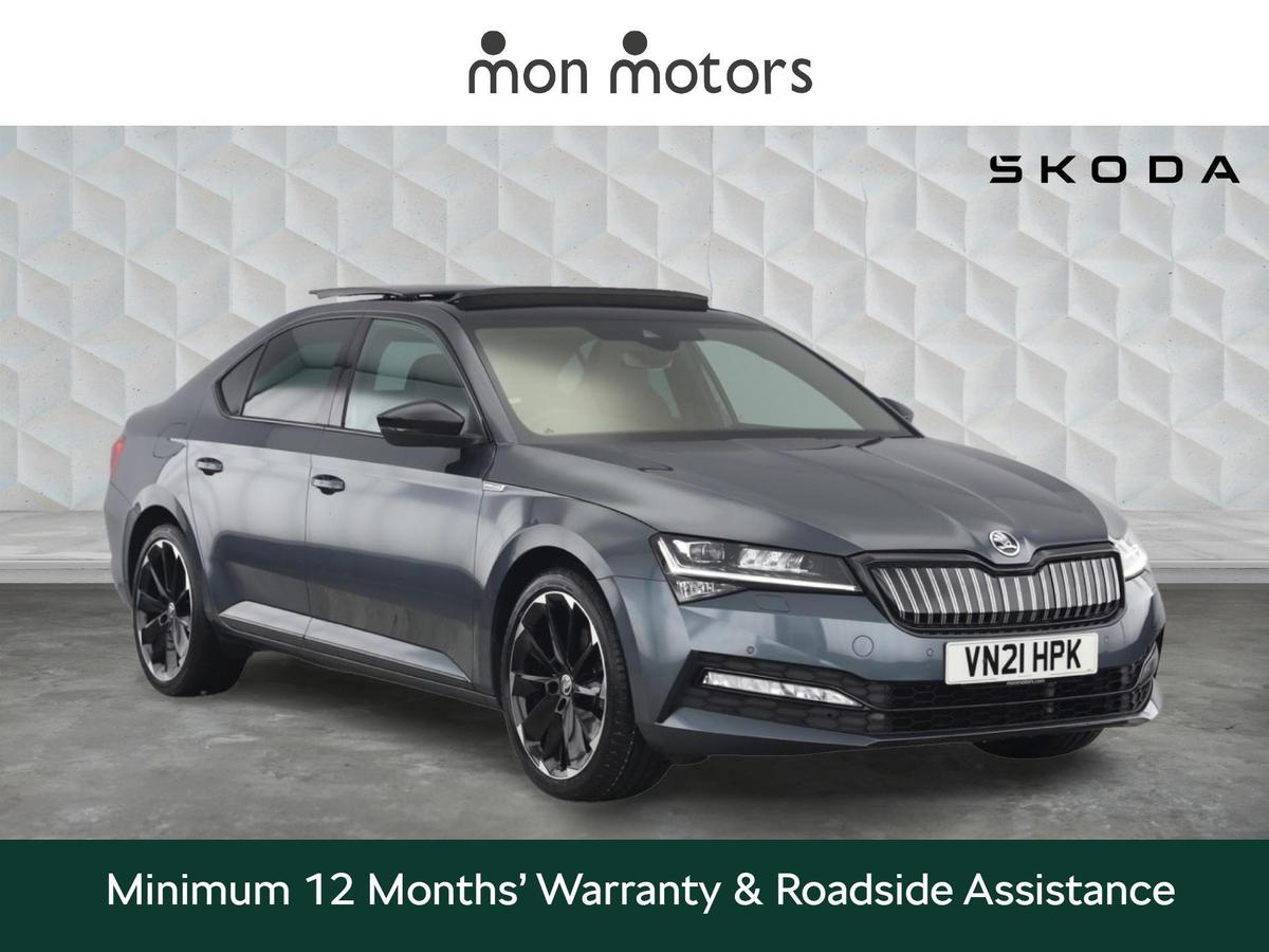 Main listing image - Skoda Superb