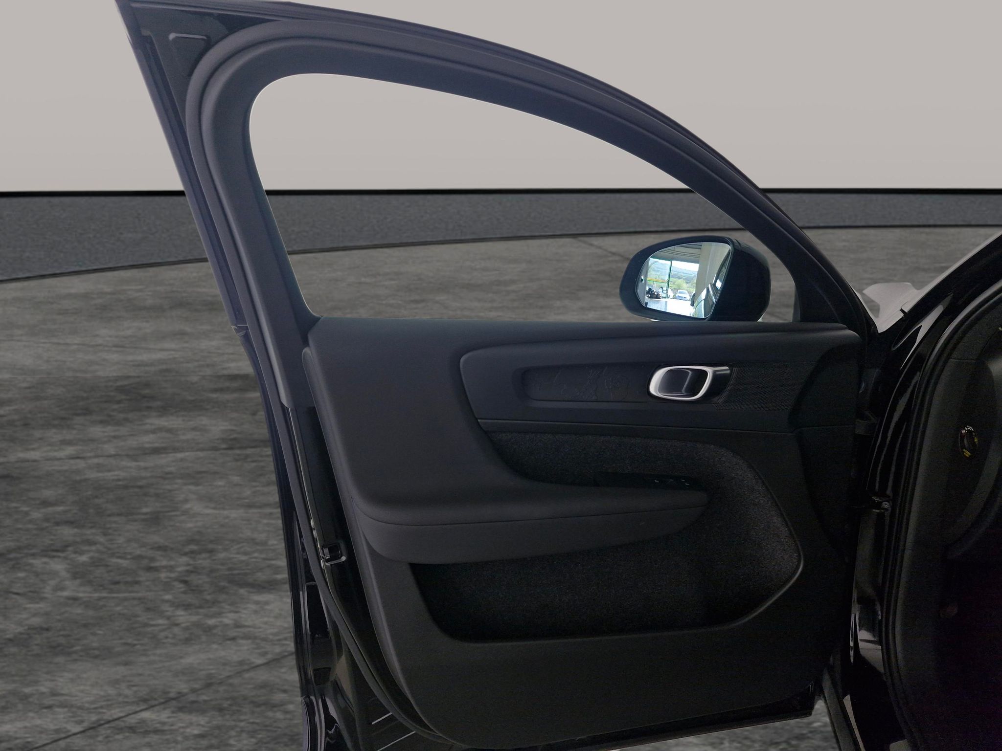 Main listing image - Volvo C40