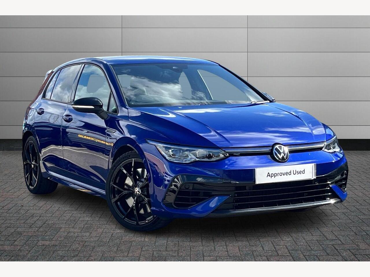 Main listing image - Volkswagen Golf R