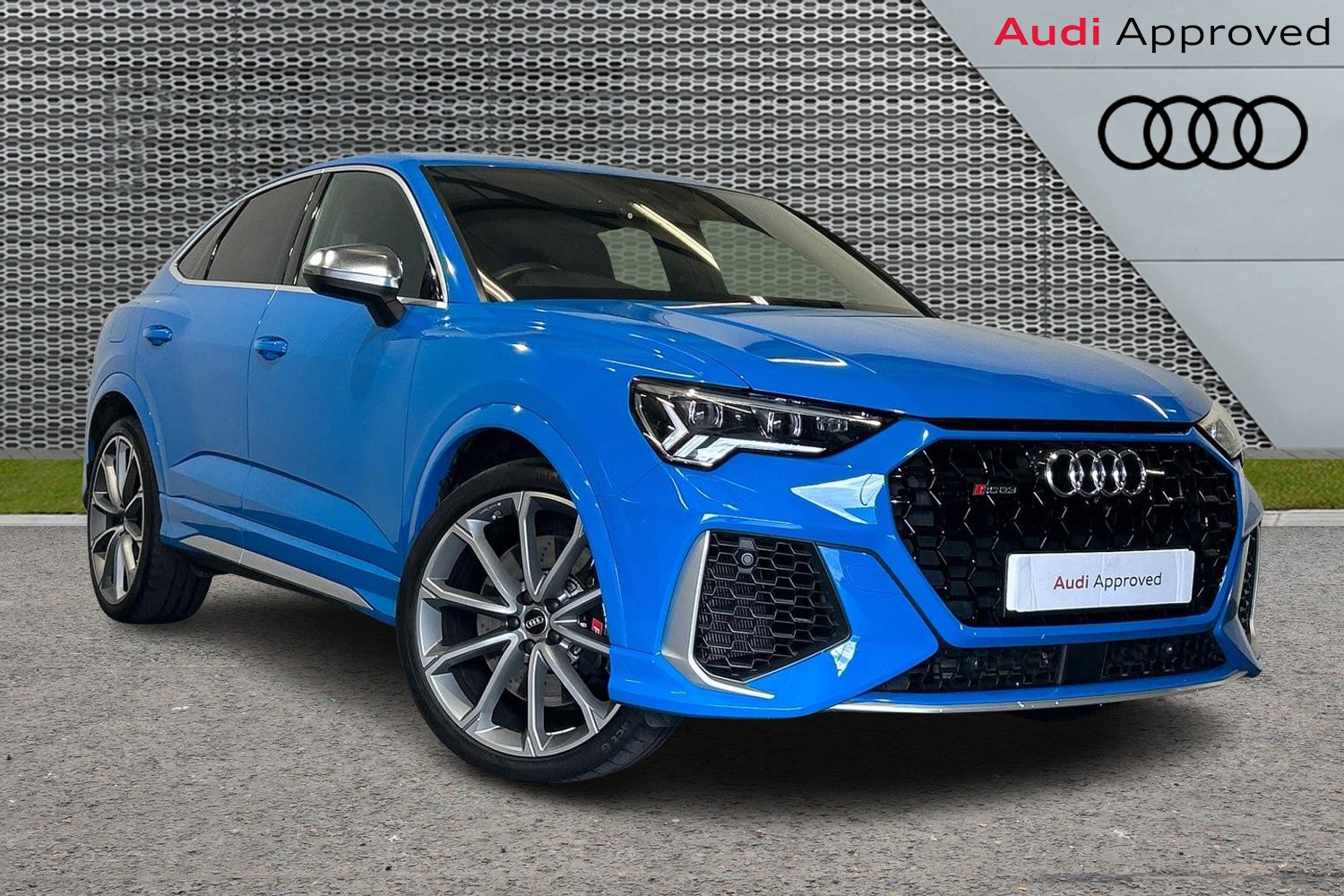 Main listing image - Audi RS Q3