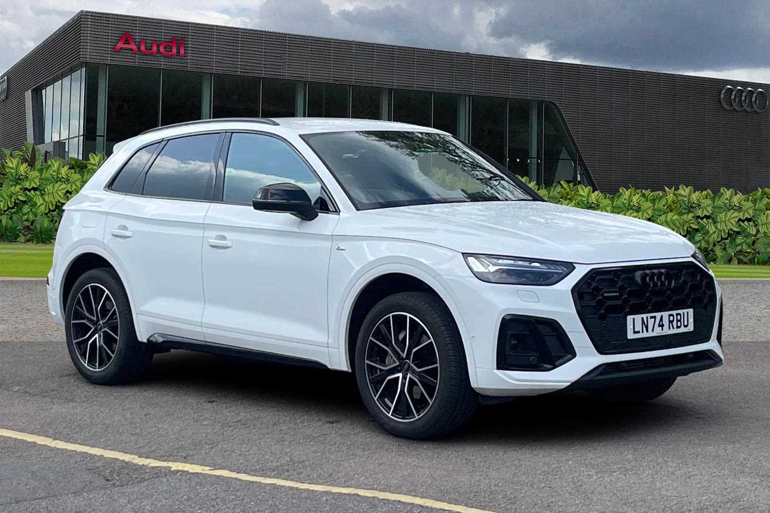 Main listing image - Audi Q5