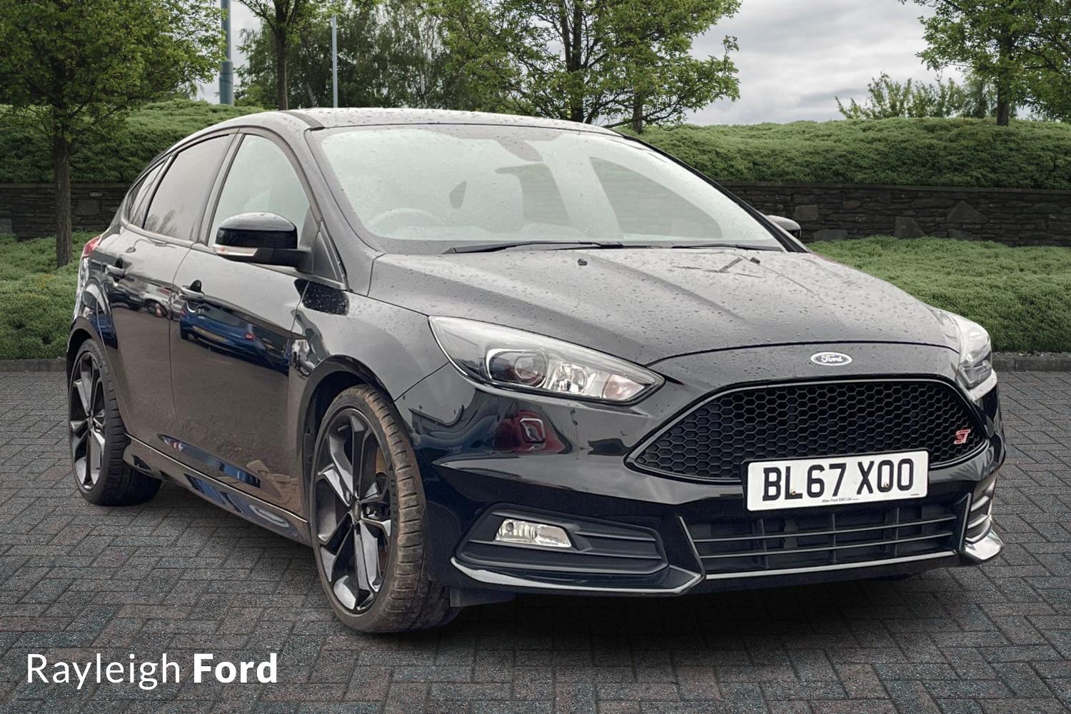 Main listing image - Ford Focus ST