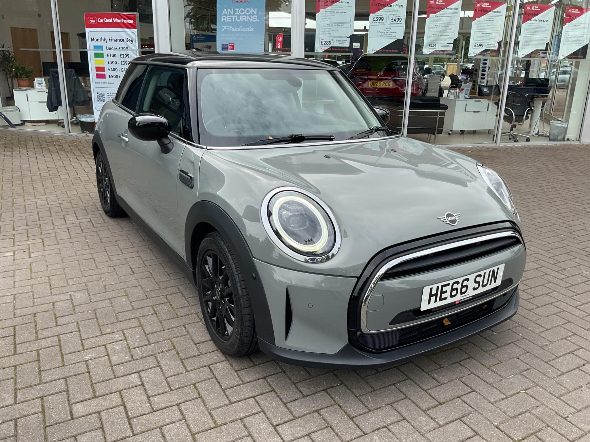 Main listing image - MINI Hatchback