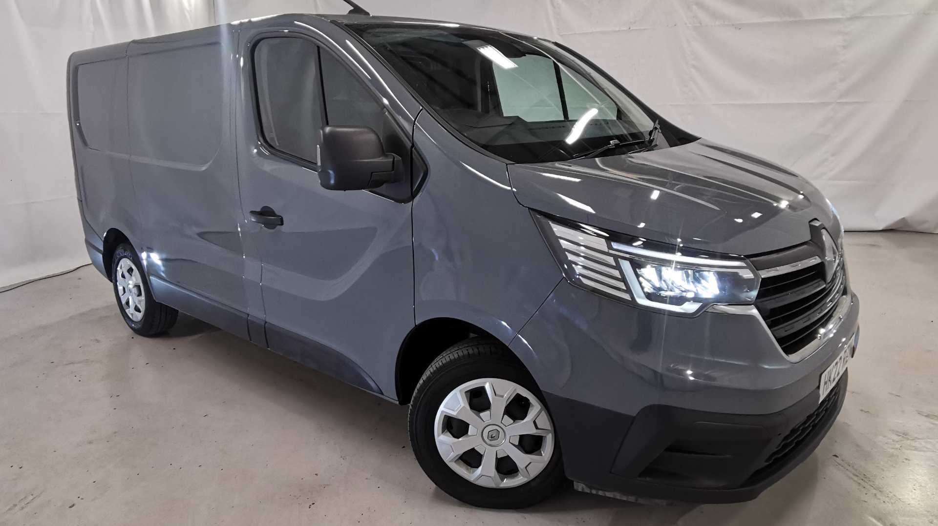 Main listing image - Renault Trafic