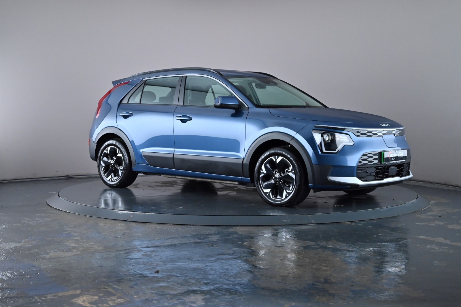 Main listing image - Kia Niro