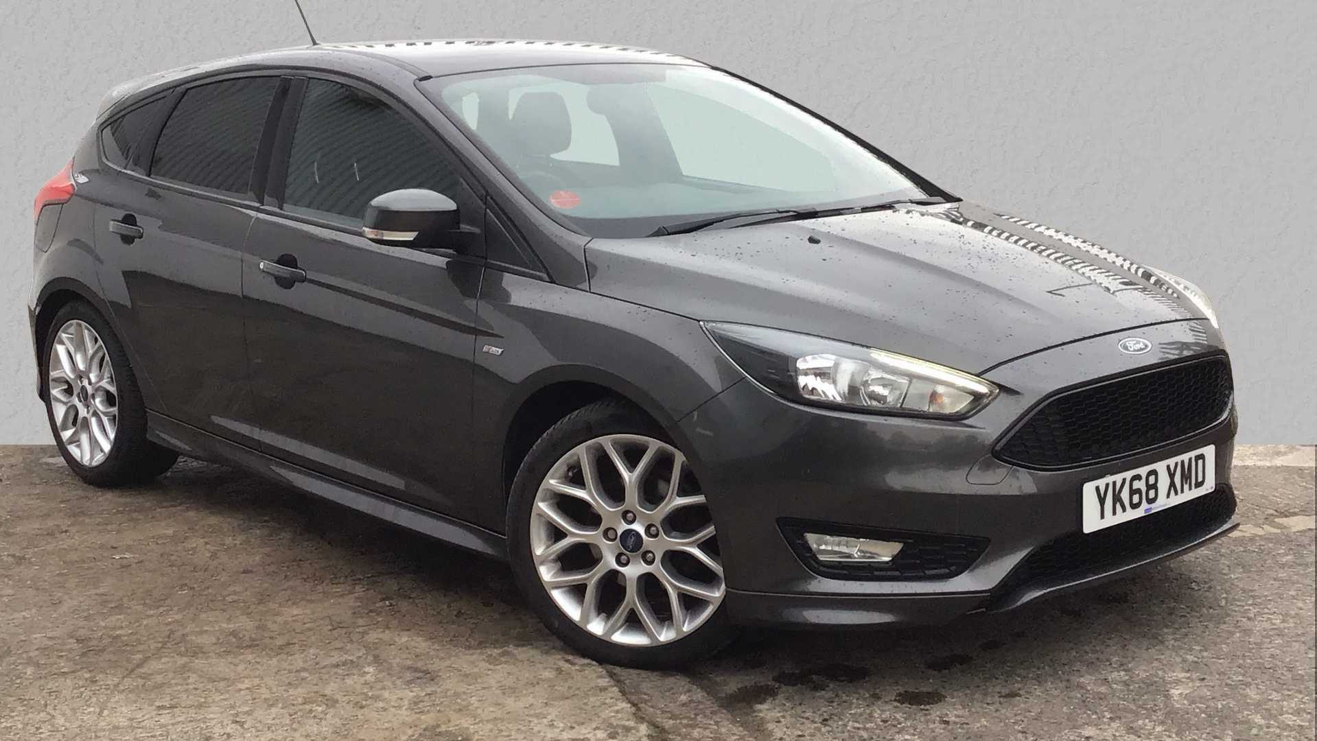 Main listing image - Ford Focus