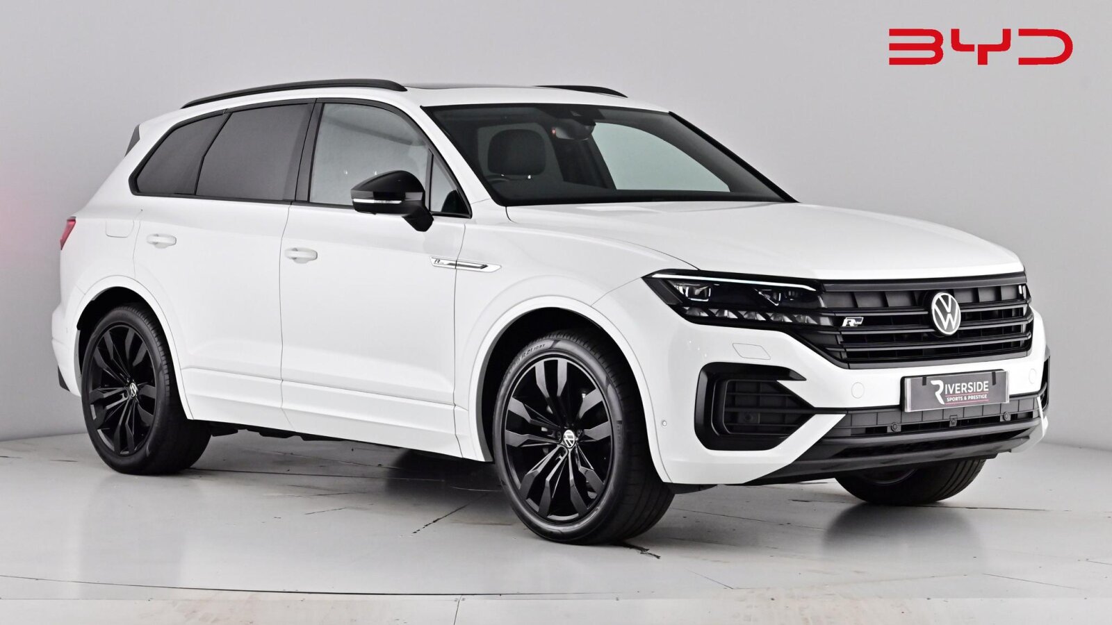 Main listing image - Volkswagen Touareg