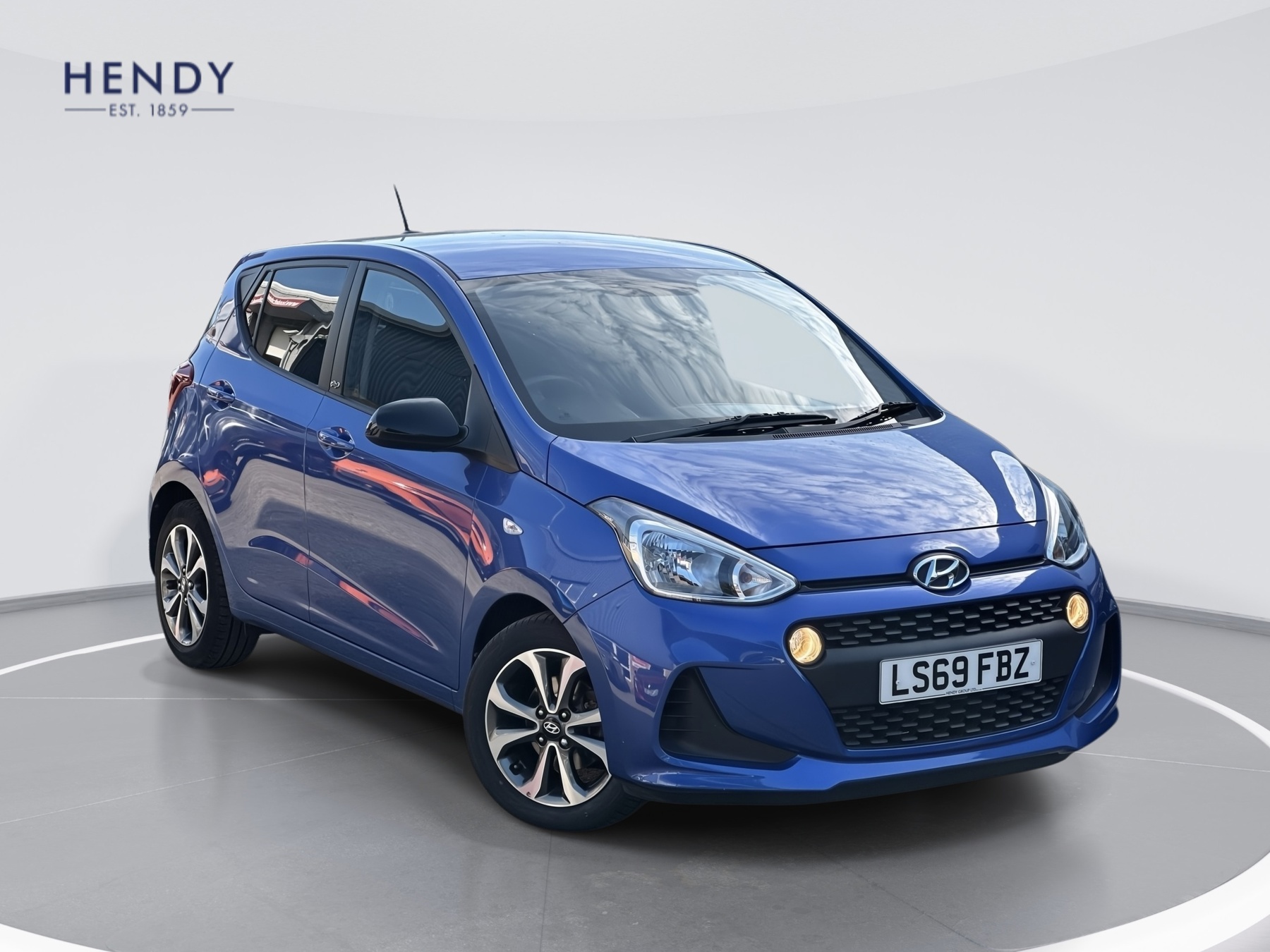Main listing image - Hyundai i10