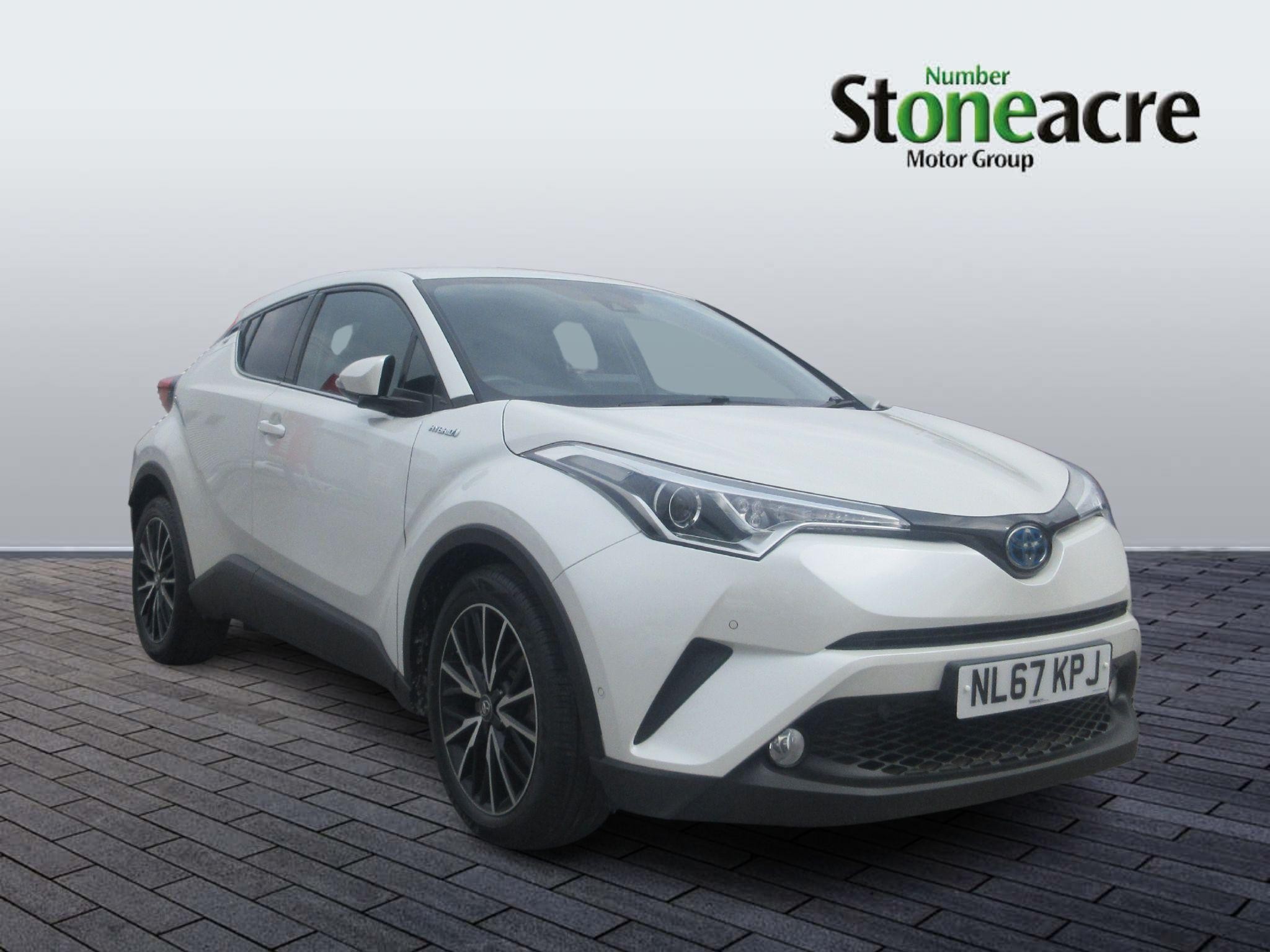 Main listing image - Toyota C-HR