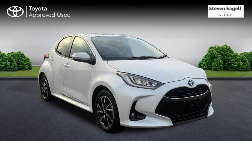 Main listing image - Toyota Yaris