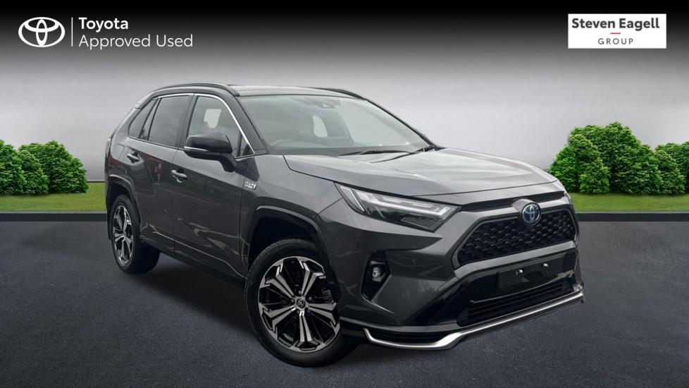 Main listing image - Toyota RAV4