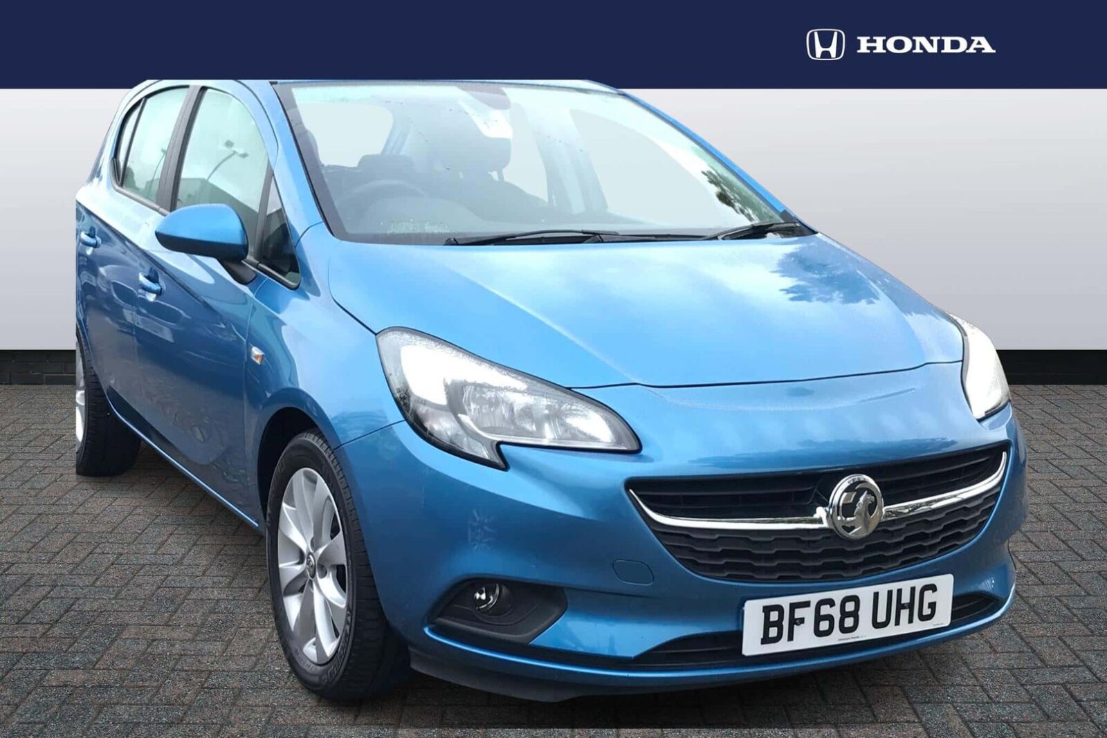 Main listing image - Vauxhall Corsa