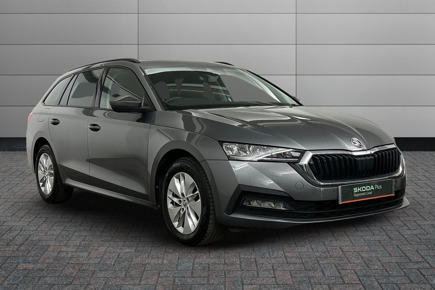 Main listing image - Skoda Octavia Estate