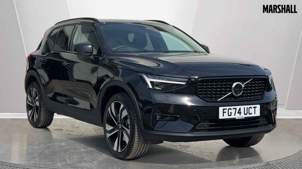 Main listing image - Volvo XC40
