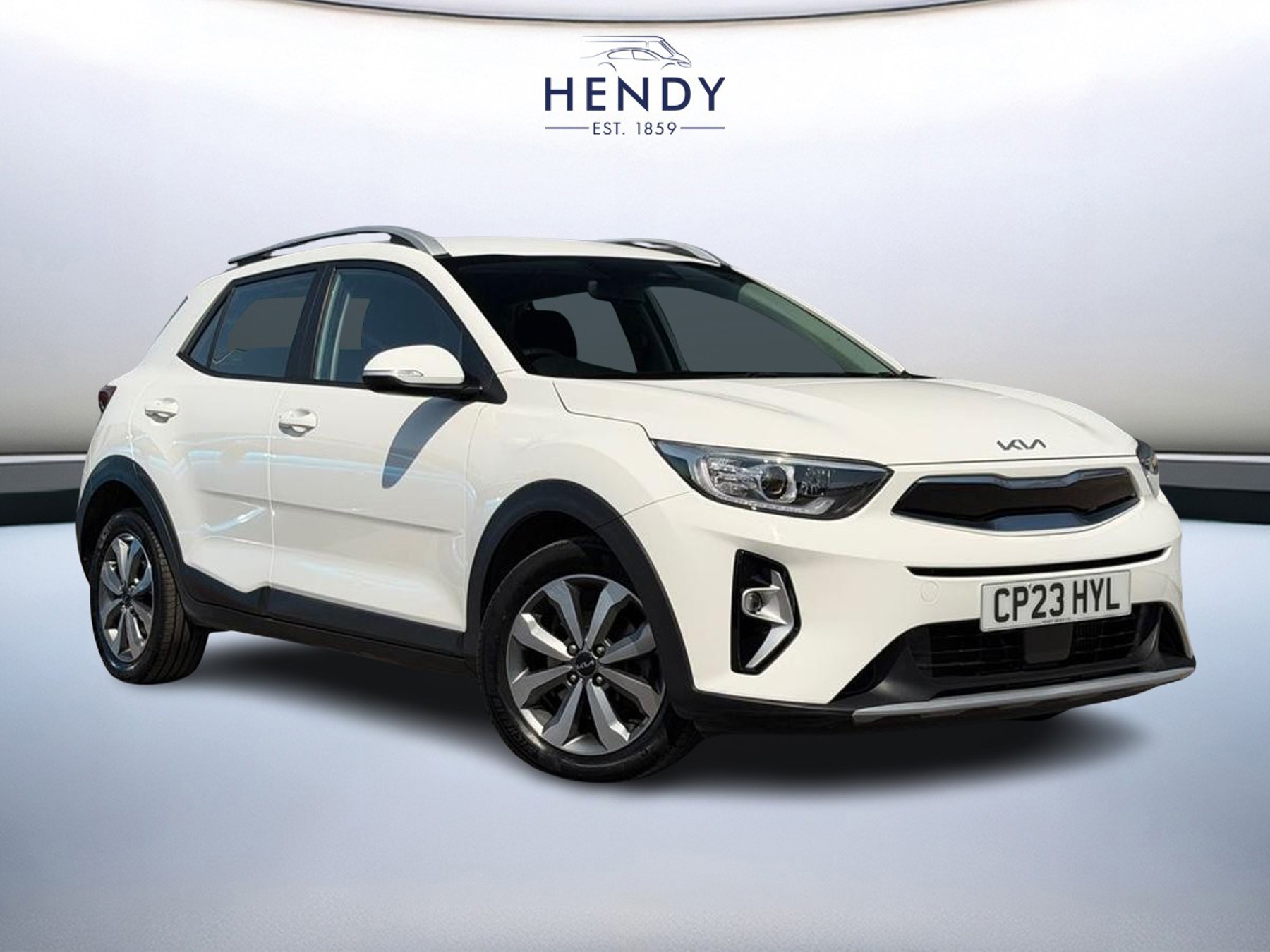 Main listing image - Kia Stonic