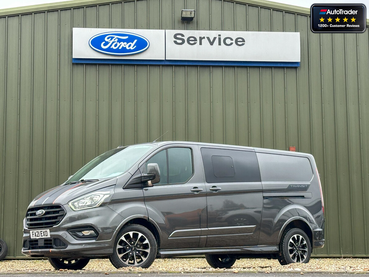 Main listing image - Ford Transit Custom