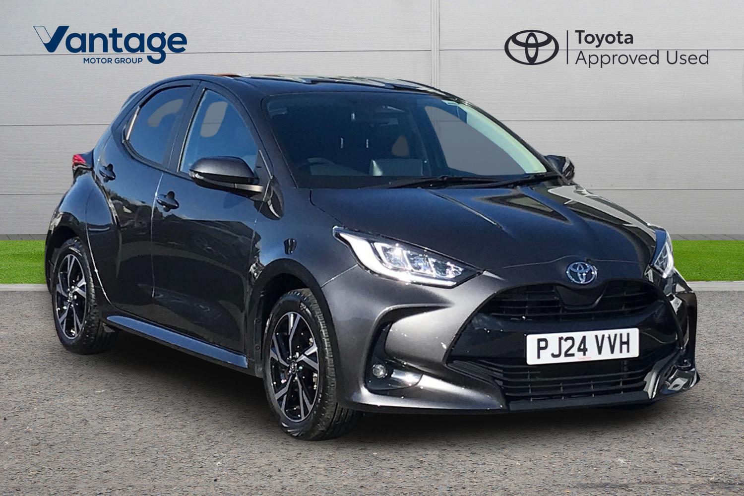 Main listing image - Toyota Yaris