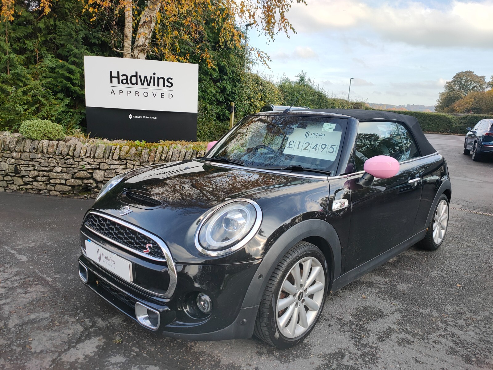 Main listing image - MINI Convertible