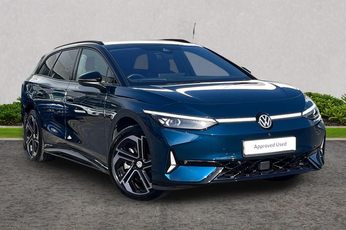 Main listing image - Volkswagen ID.7