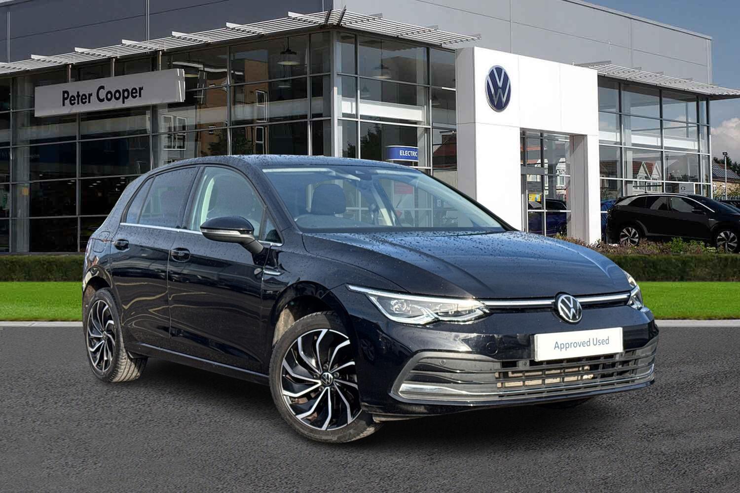 Main listing image - Volkswagen Golf