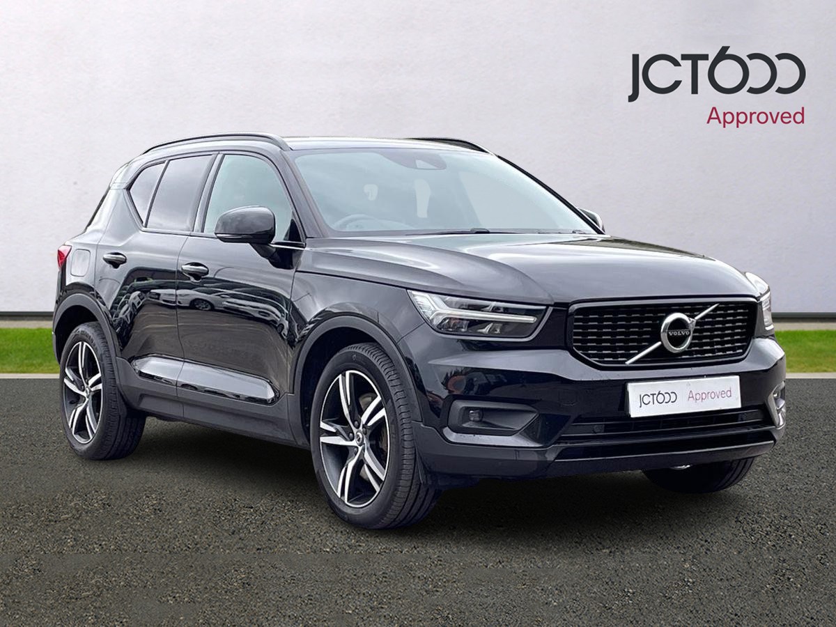 Main listing image - Volvo XC40 Recharge