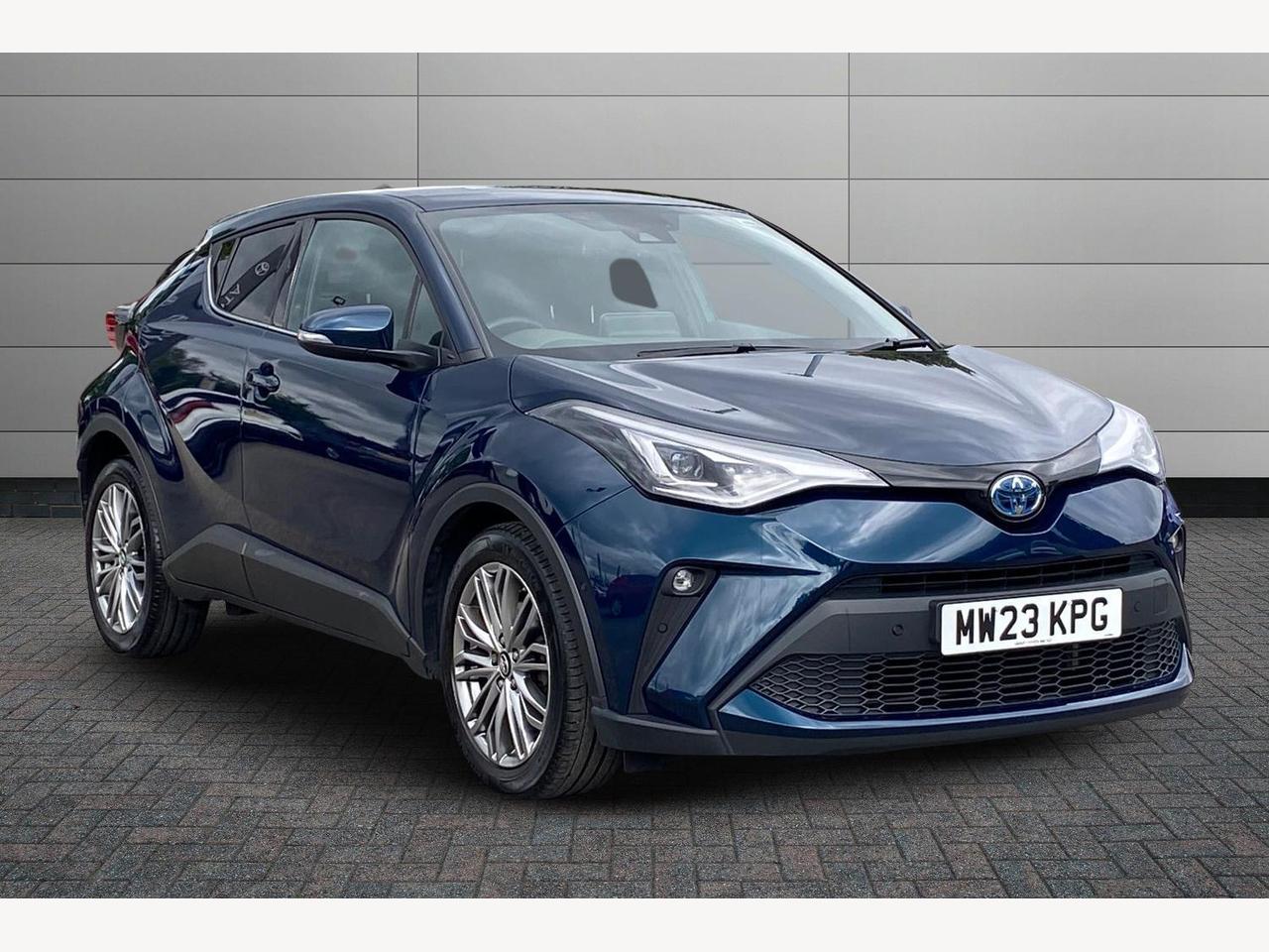 Main listing image - Toyota C-HR