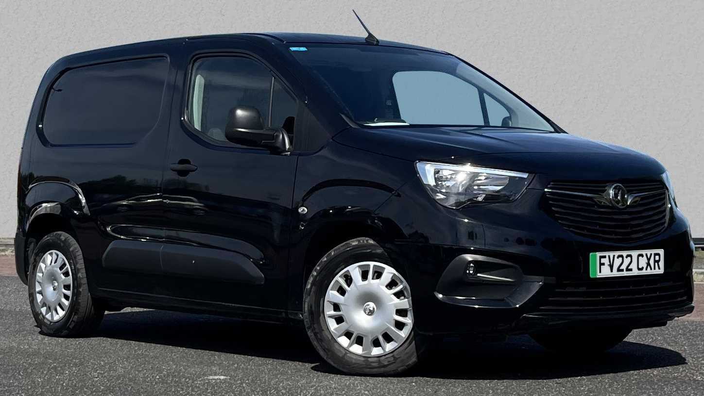 Main listing image - Vauxhall Combo Cargo-e
