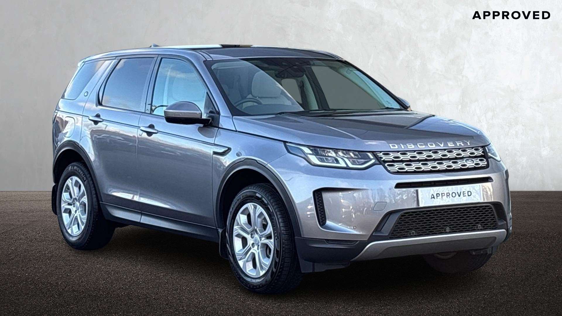 Main listing image - Land Rover Discovery Sport