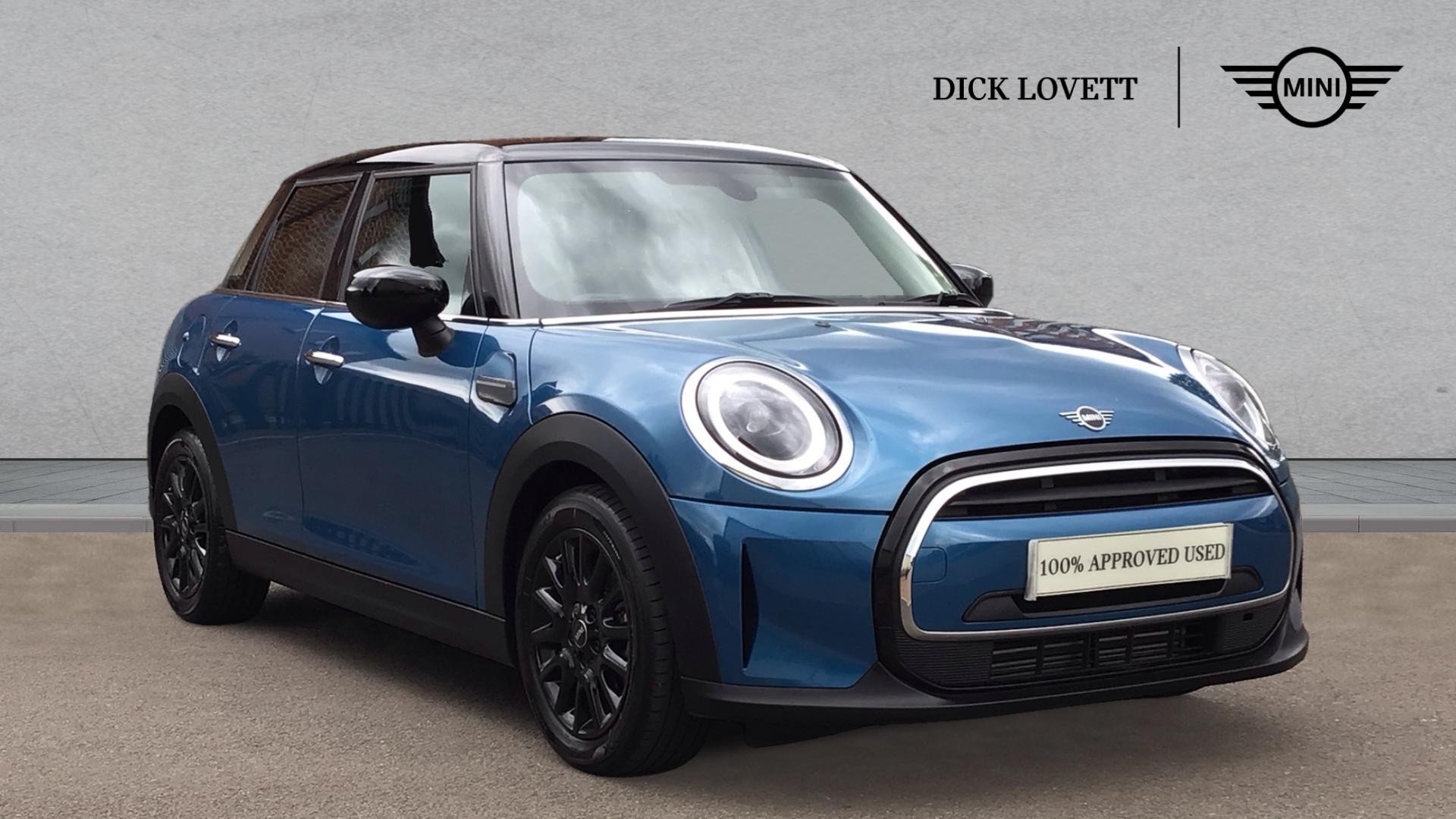 Main listing image - MINI Hatchback 5dr