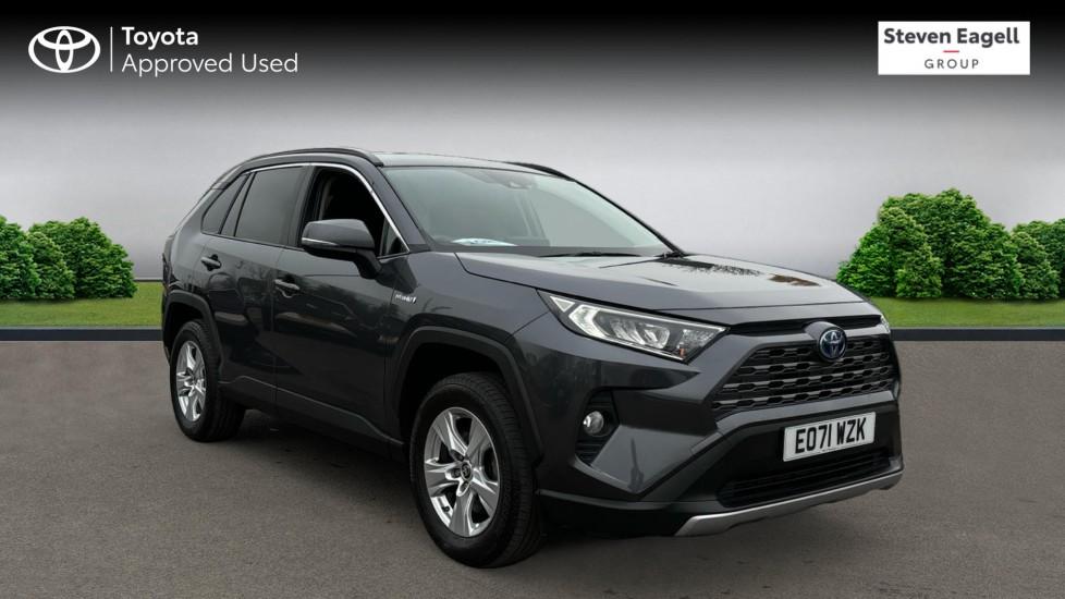 Main listing image - Toyota RAV4