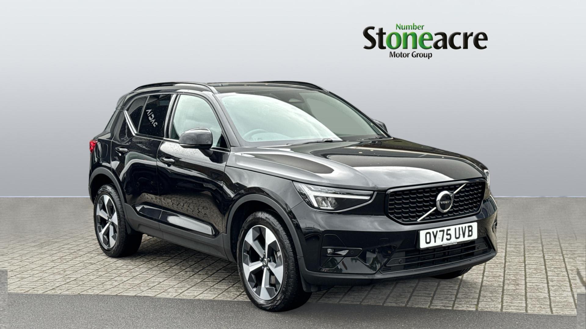 Main listing image - Volvo XC40