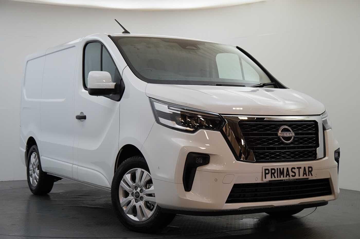 Main listing image - Nissan Primastar